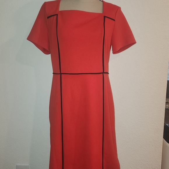 Ile New York Dresses & Skirts - Elegant Redish Orange Work Dress Size 8